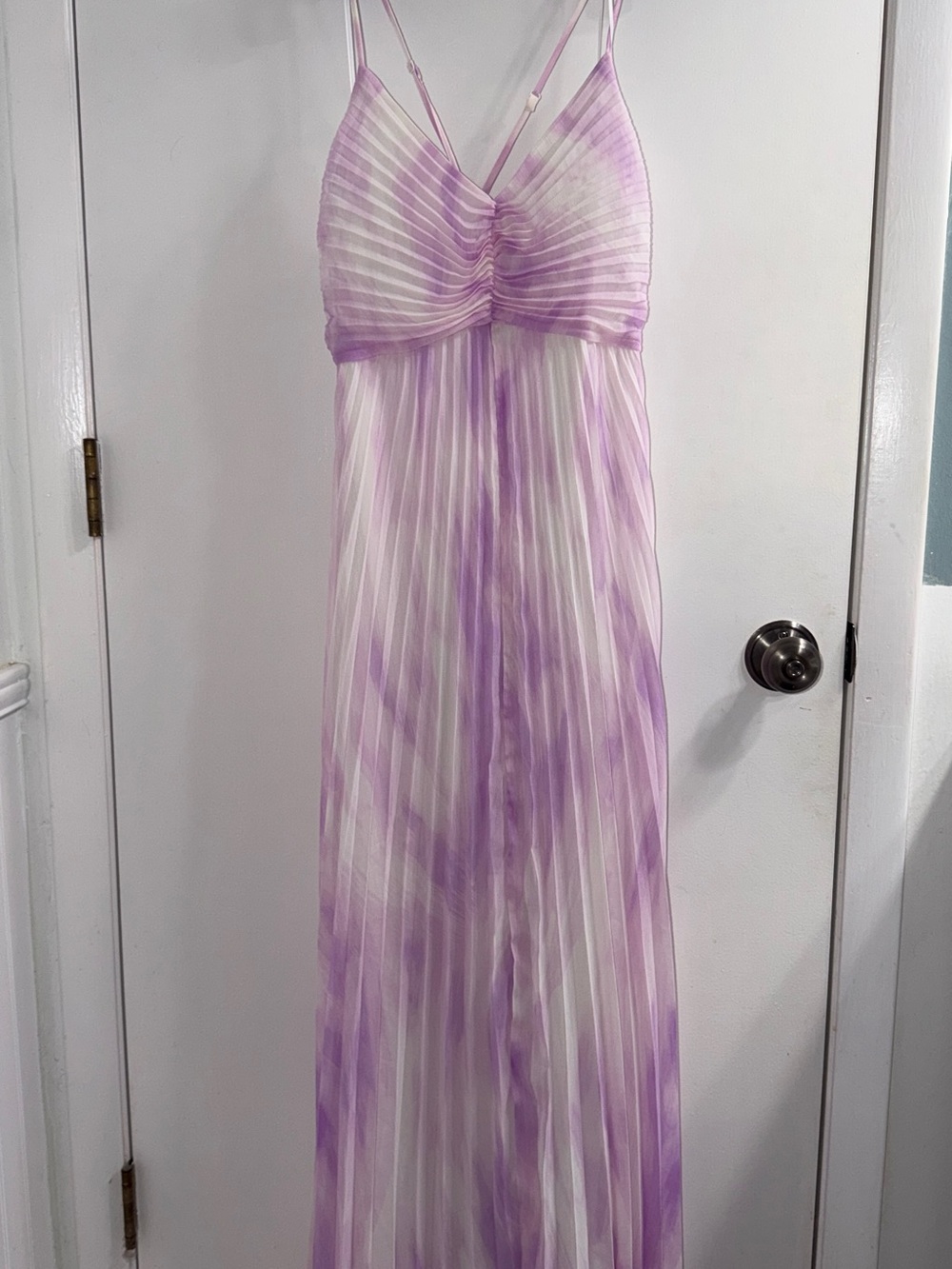 NWT Express Tie-Dye Pleated Maxi Dress in Lavender and White